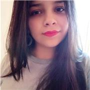 Sono una ragazza diplomata in lingue che cerca ragazzi di scuola elementare o medie a cui dare lezioni